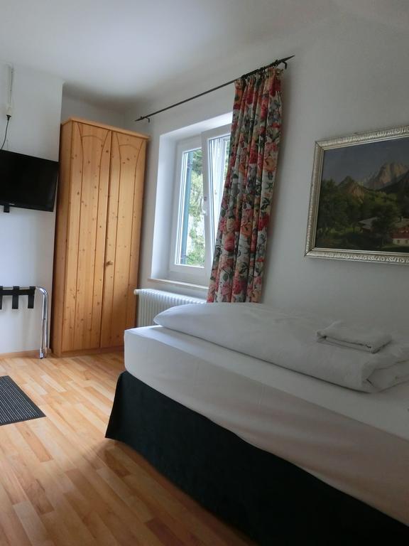 Hotel Haus Am See Obertraun Exterior photo